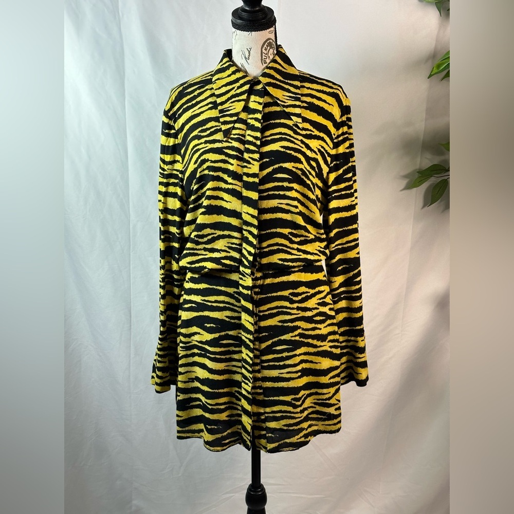 Mango Zebra Print Mini Dress in Green and Black 🌴☀️ - Picture 2 of 15